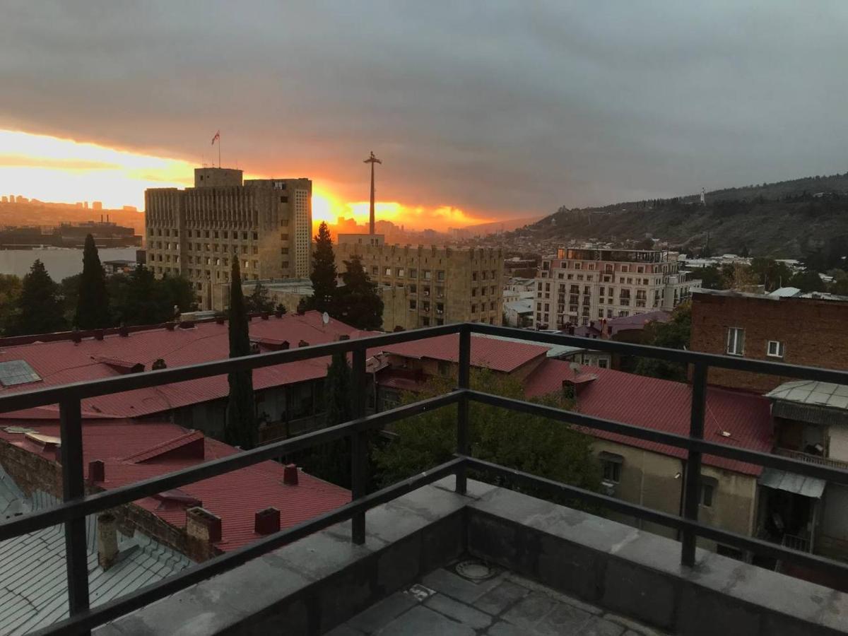 Ostello Diwan Tbilisi Esterno foto